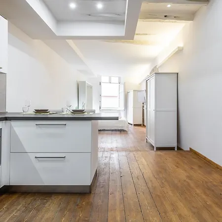 Lumen Old Town Loft Apartment