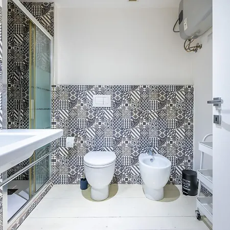 Lumen Old Town Loft Apartment *