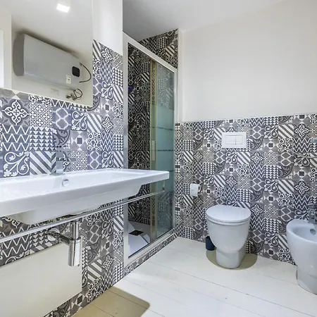 Lumen Old Town Loft Apartment Cagliari